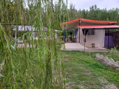 خانه سنتی در دل باغ سه هزار متری