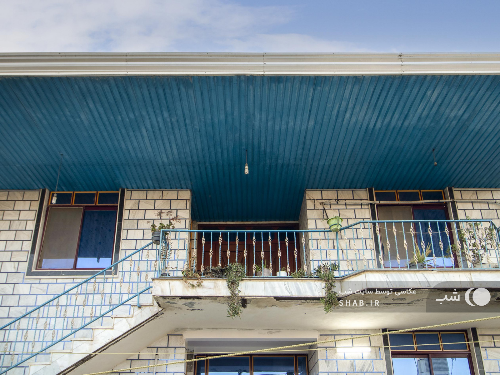 ورودی اقامتگاه ورودی اقامتگاه