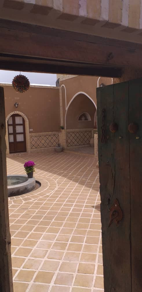 ورودی اقامتگاه