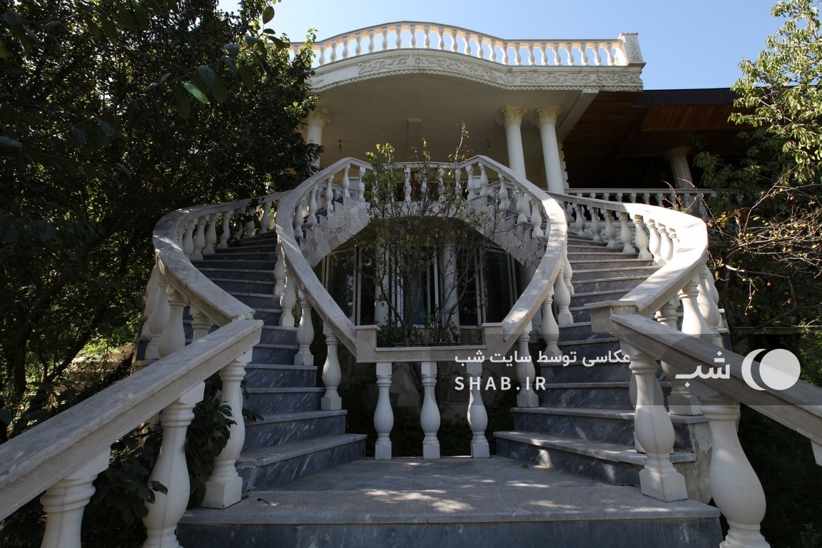 محوطه ورودی