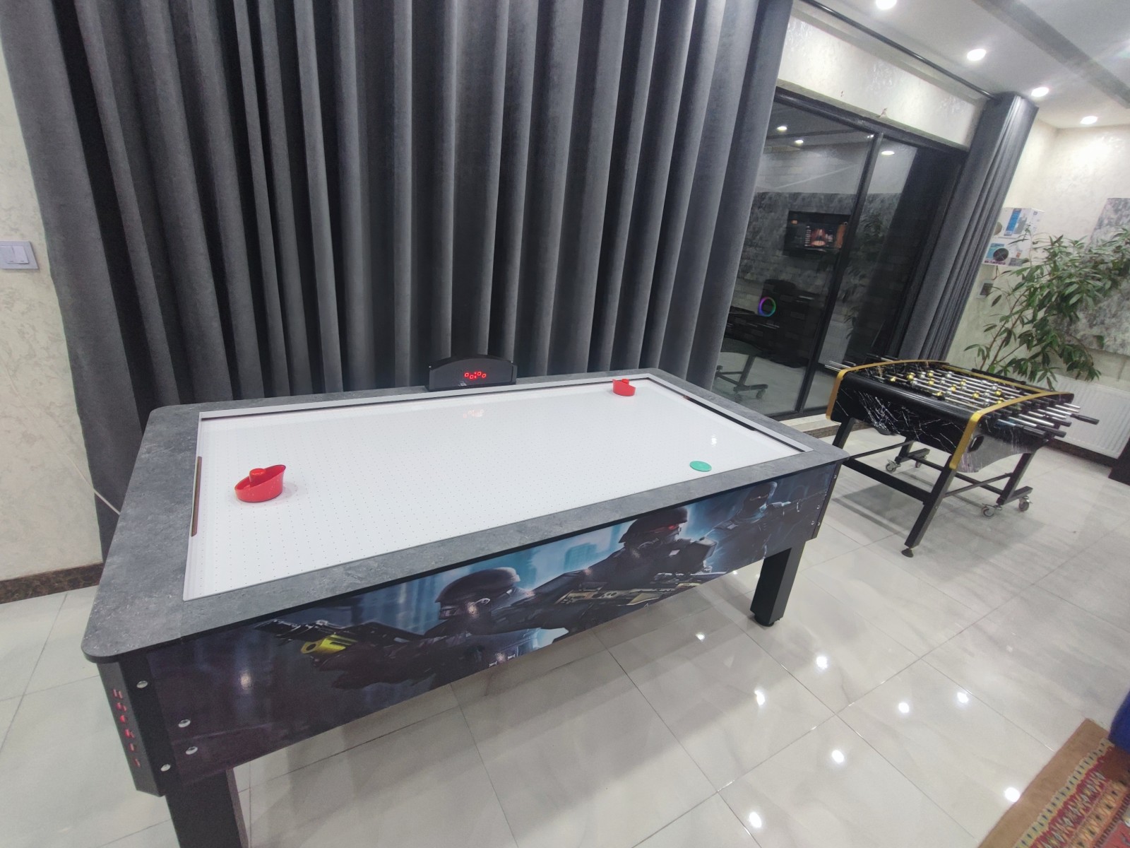 ایرهاکی و فوتبال دستی