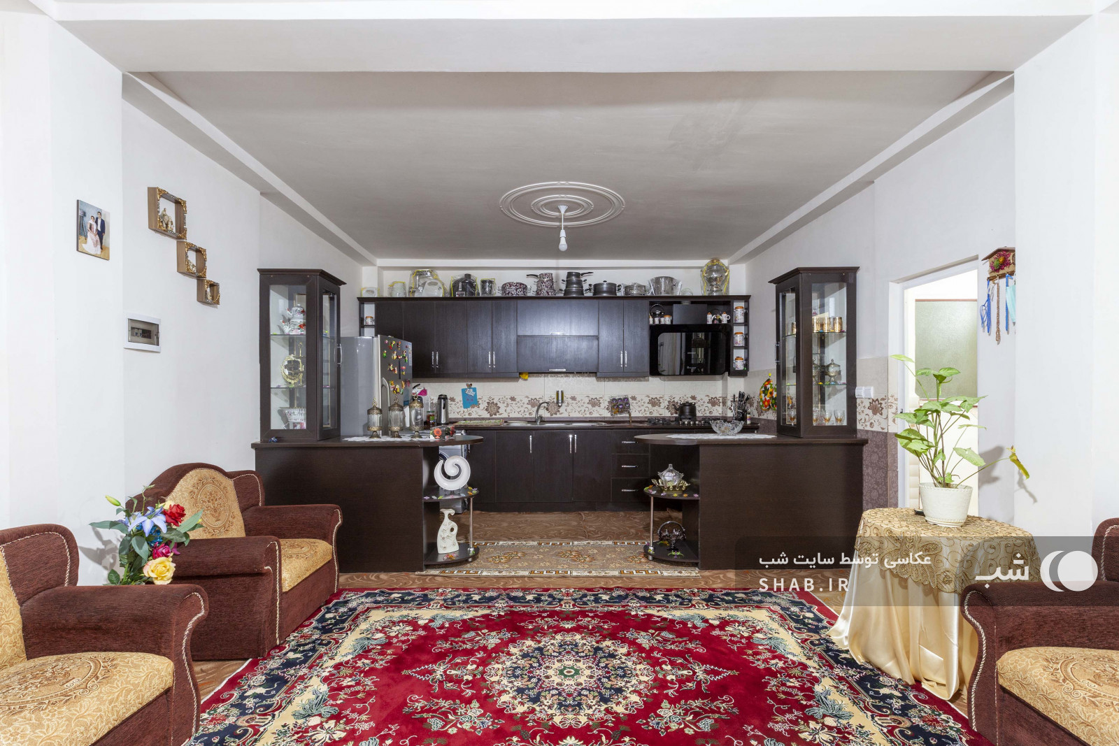 اتاق پذیرایی و آشپزخانه اتاق پذیرایی و آشپزخانه