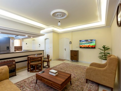 آپارتمان دو خواب  خیابان امام رضا واحد4