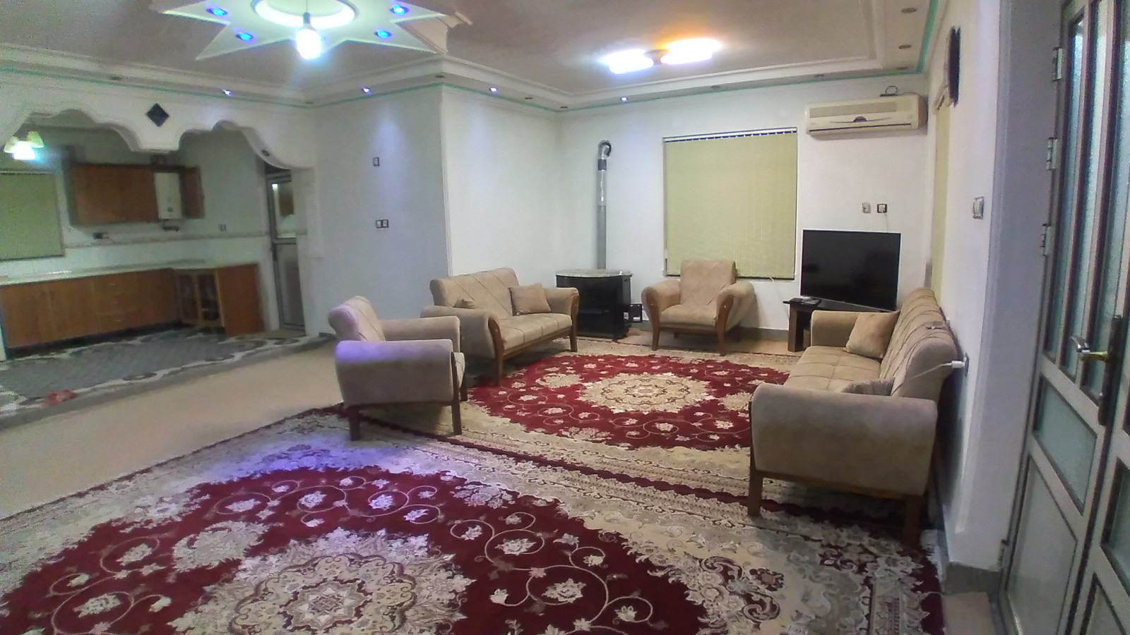 اتاق پذیرایی
