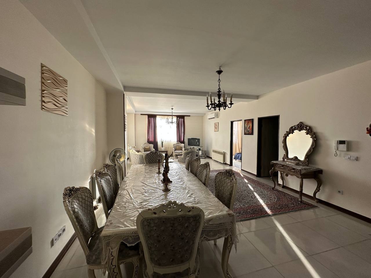 میز نهار خوری