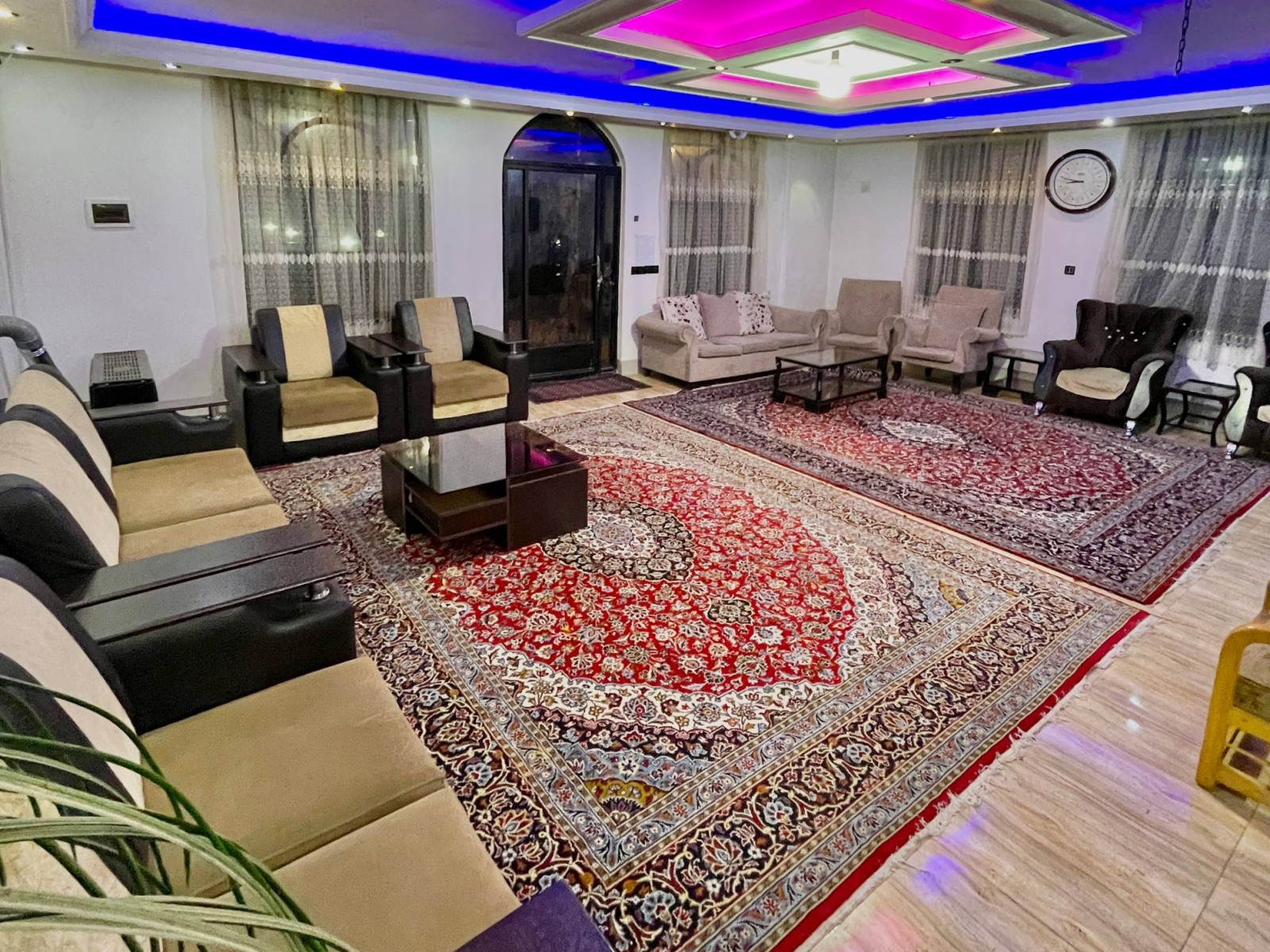 اتاق پذیرایی
