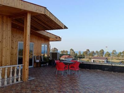 اقامتگاه ساحلی با چشمانداز دریا اقامتگاه ساحلی با چشمانداز دریا