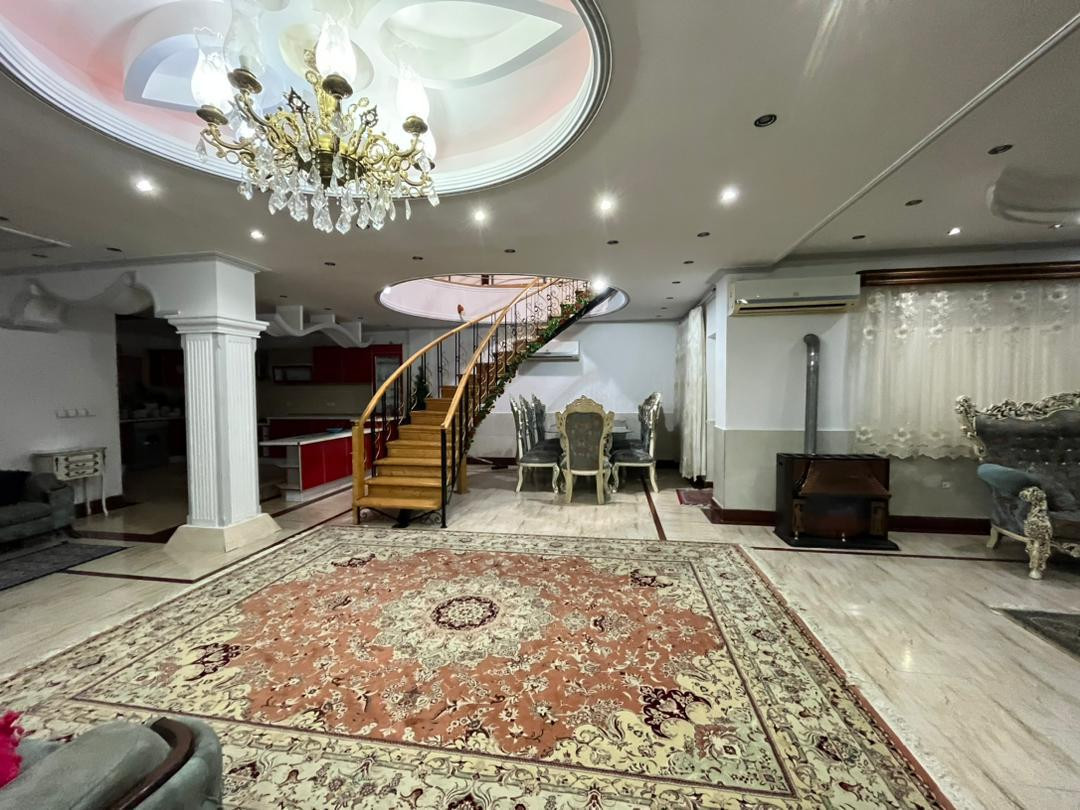 اتاق پذیرایی همکف