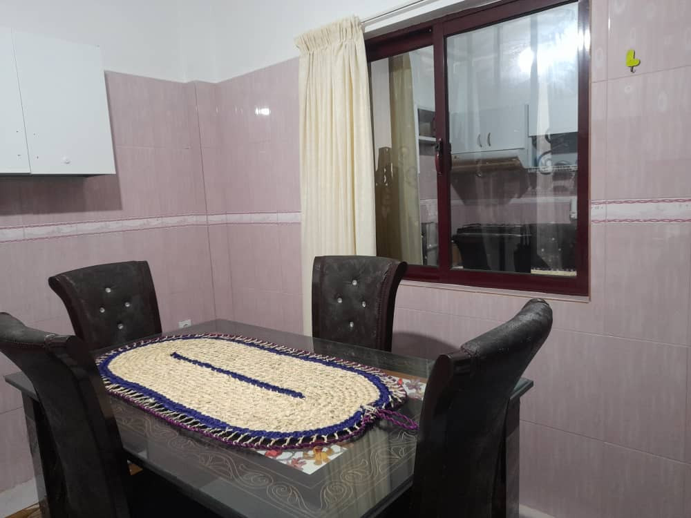 میز ناهارخوری