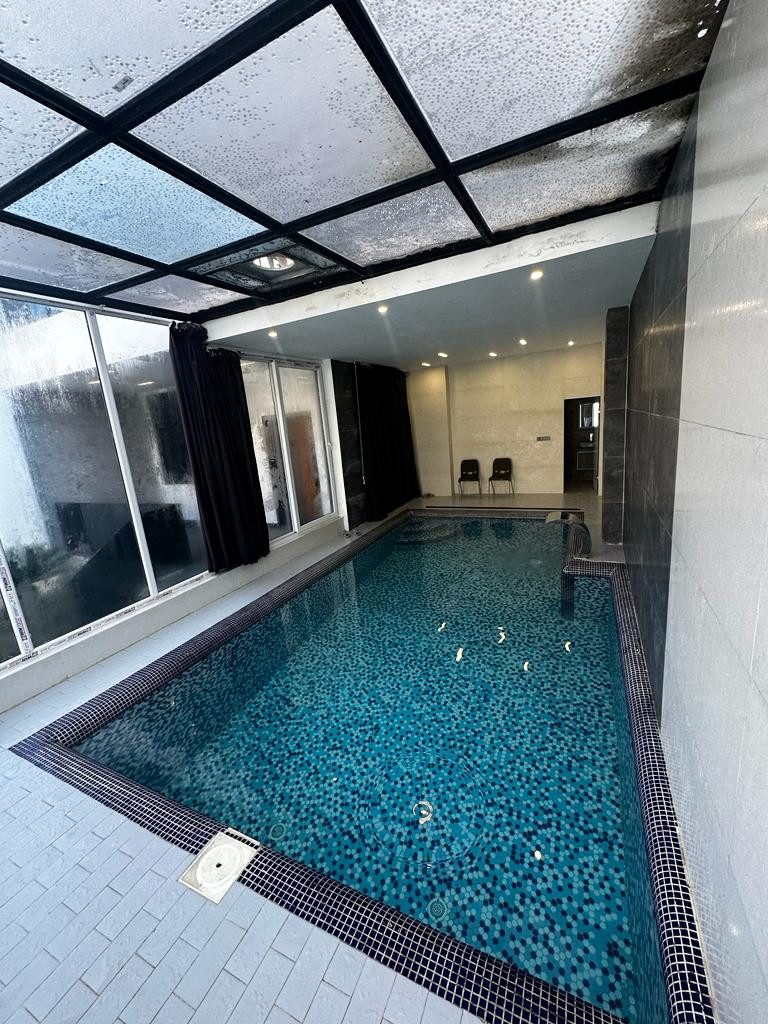 استخر چهارفصل استخر چهارفصل