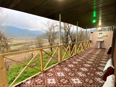 اقامتگاه جنگلی دنج و آرام در روستای کلاگرسرا
