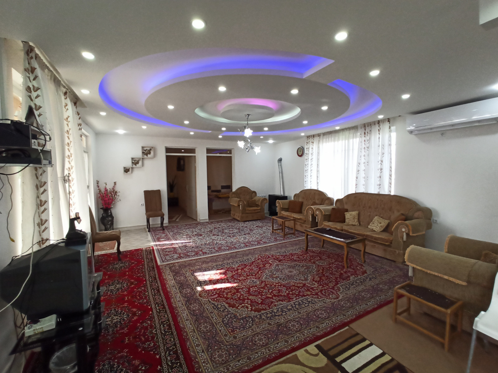 اتاق پذیرایی اتاق پذیرایی