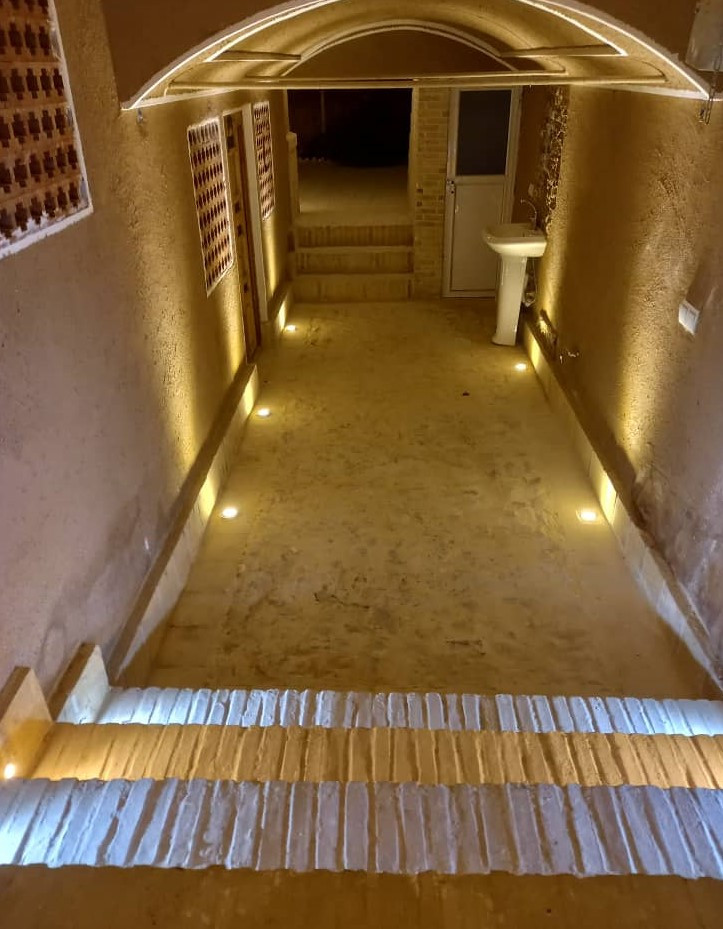 داخل مجموعه