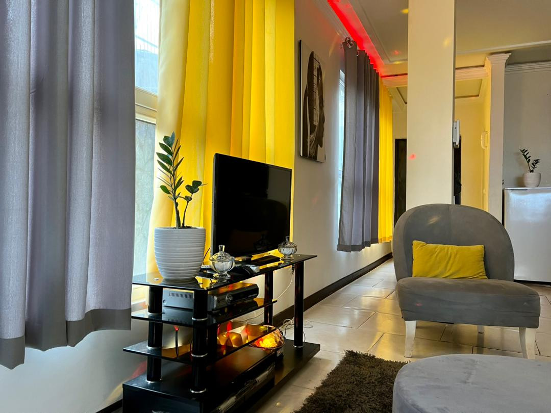 اتاق پذیرایی