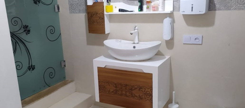 سرویس بهداشتی و حمام