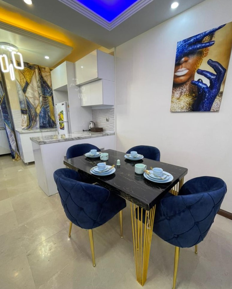 میز ناهارخوری