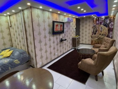 سوئیت نوساز در سی متری جی (ناهار و شام رایگان)