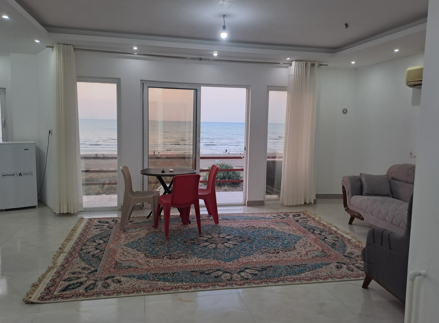اتاق پذیرایی