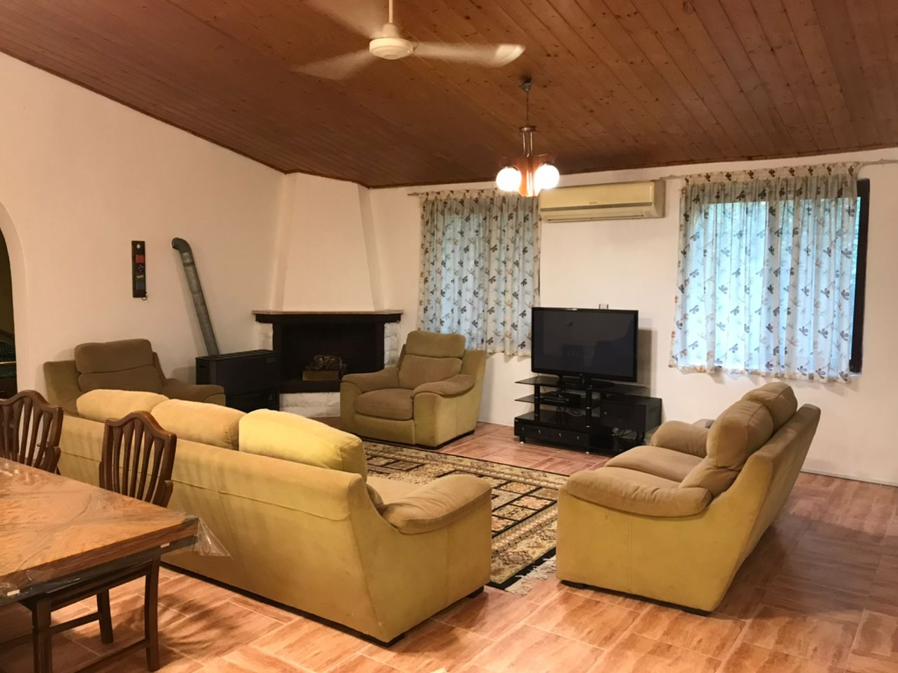 اتاق پذیرایی