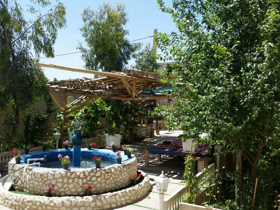 نمای بیرونی ساختمان