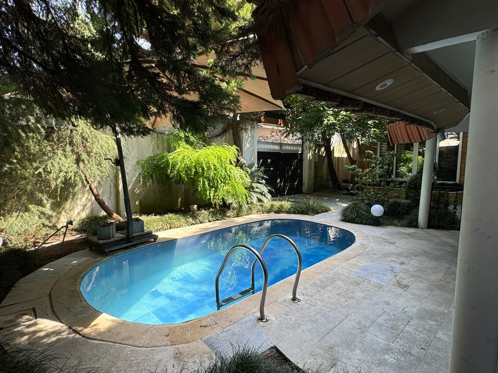 استخر استخر