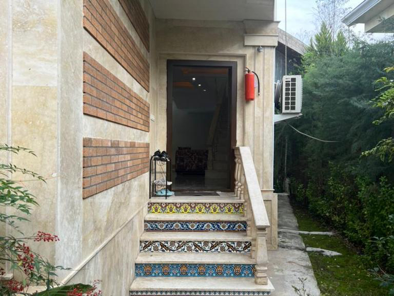 نمای بیرونی ساختمان