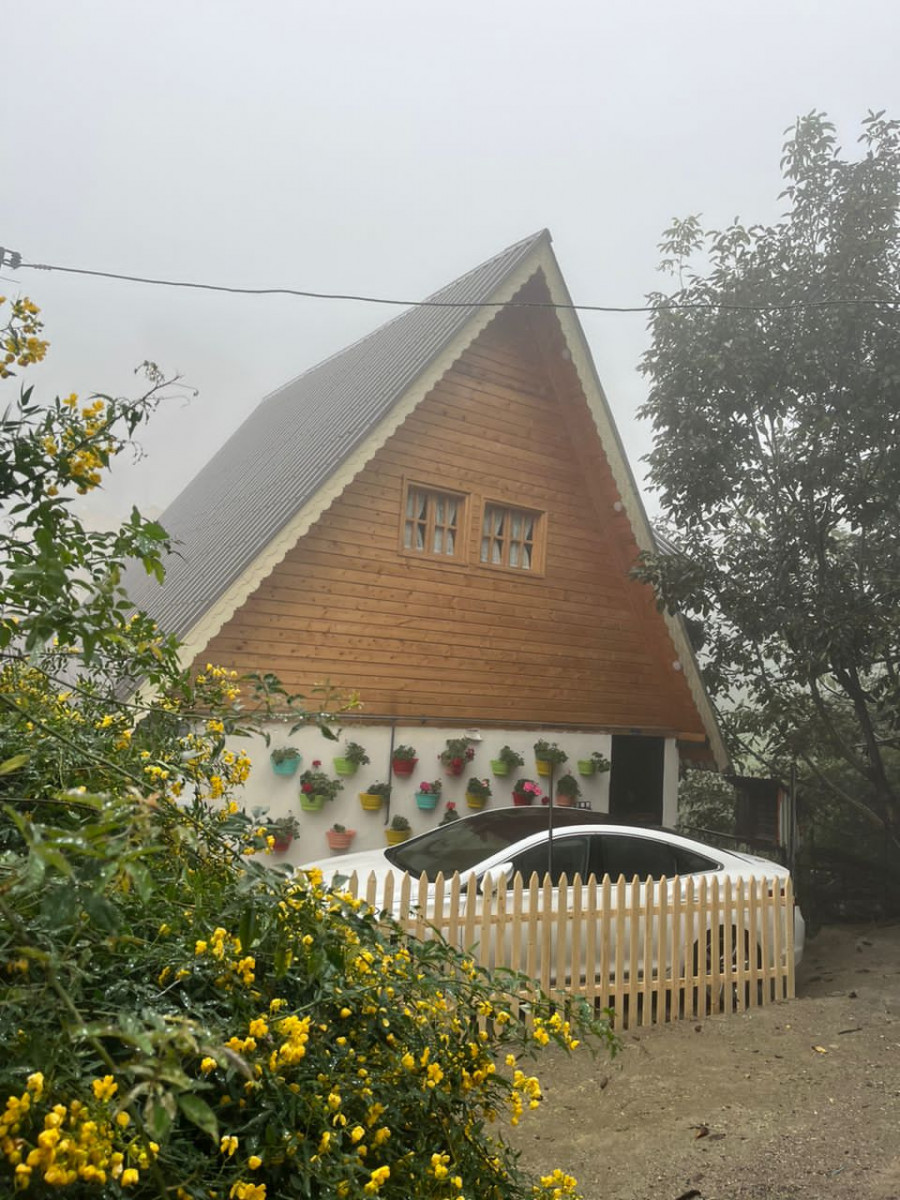 نمای کلی کلبه