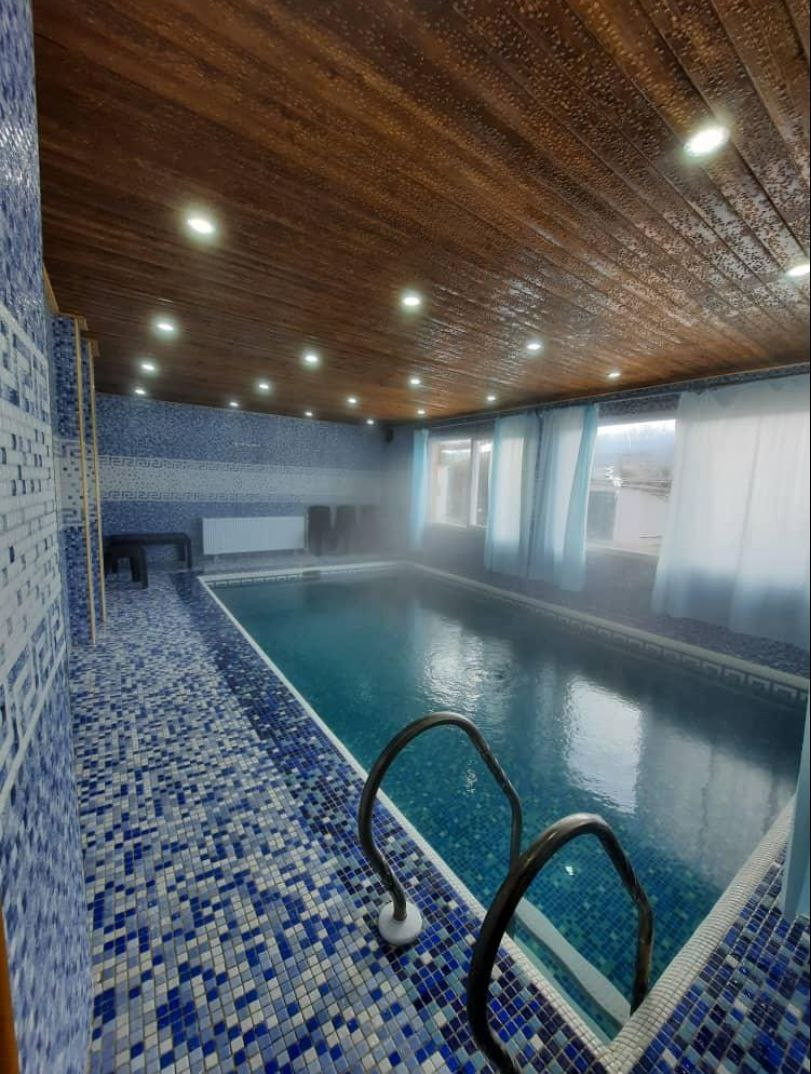 استخر اب گرم استخر اب گرم