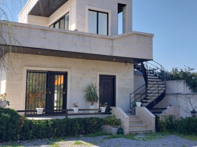ویلای مبله با حیاطی دنج و دربست