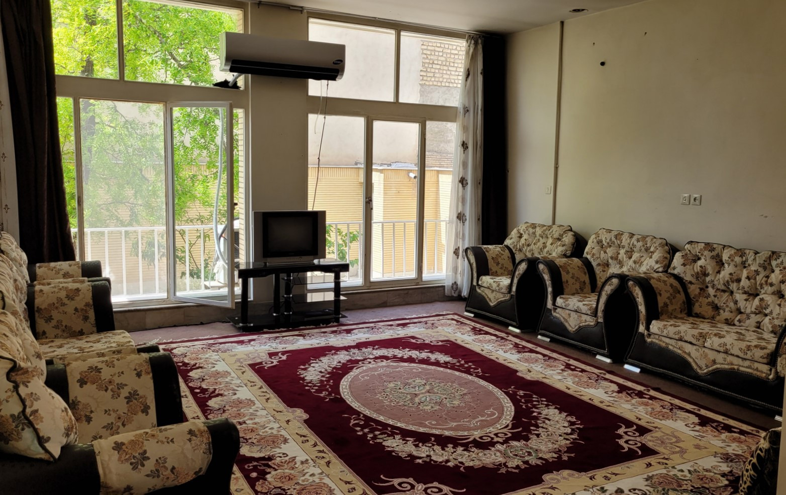 اتاق پذیرایی