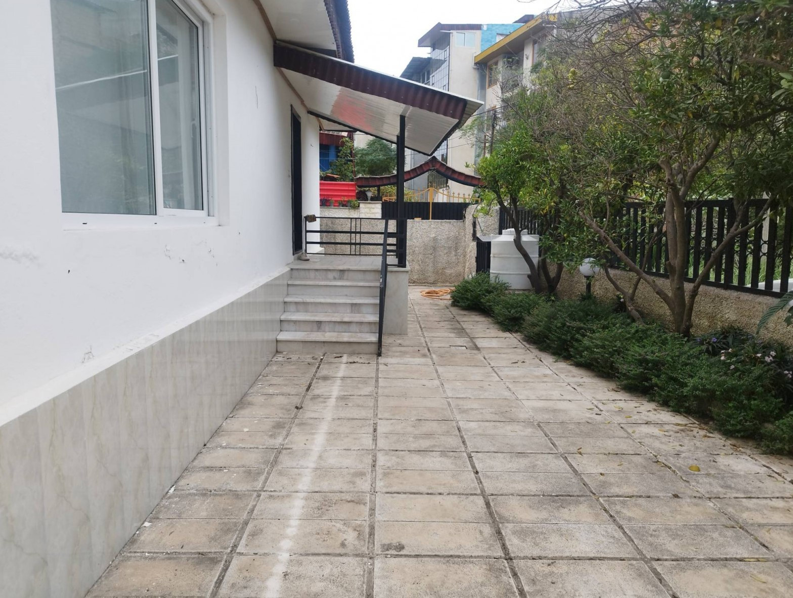 نمای اقامتگاه