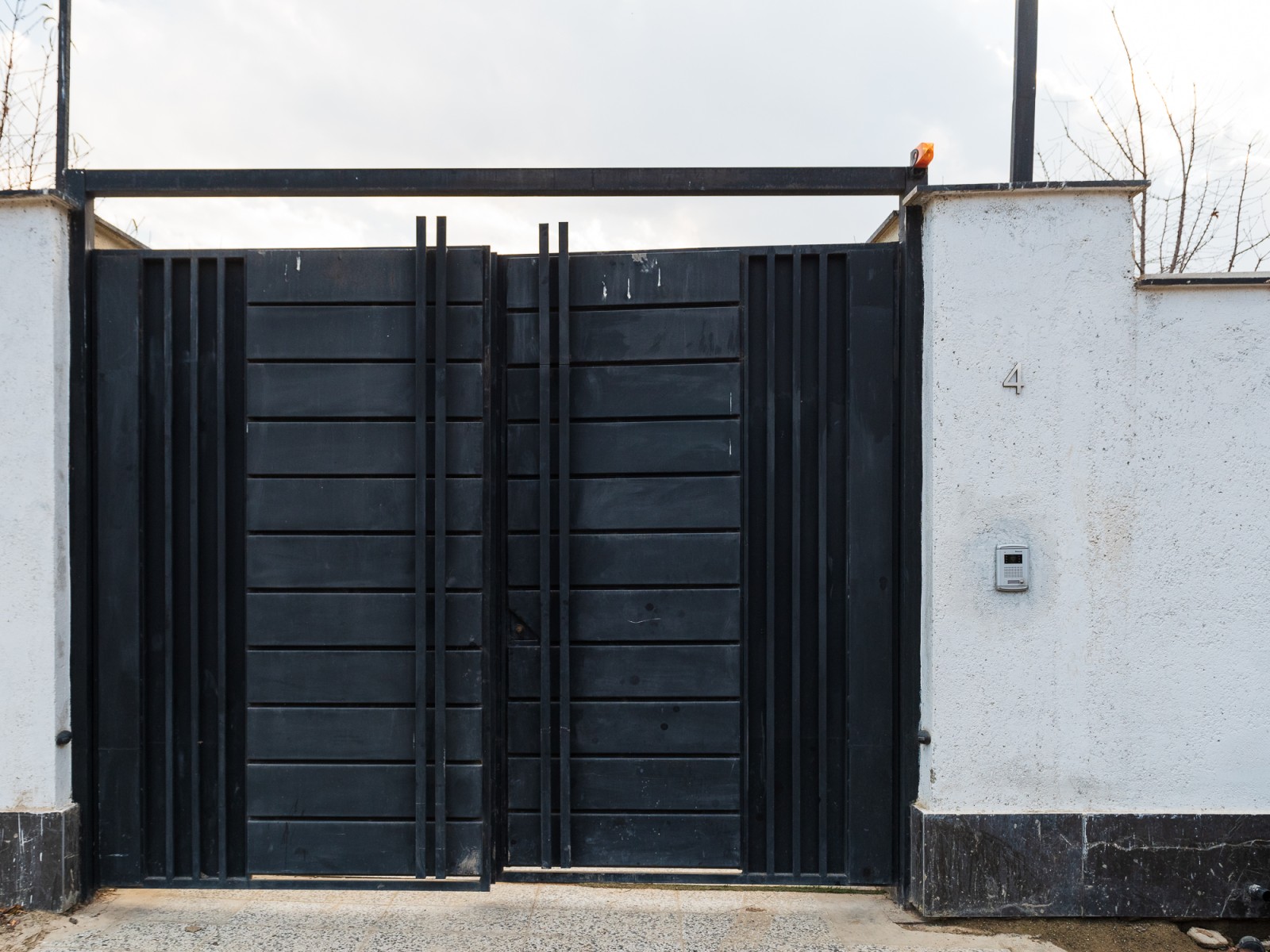 ورودی اقامتگاه