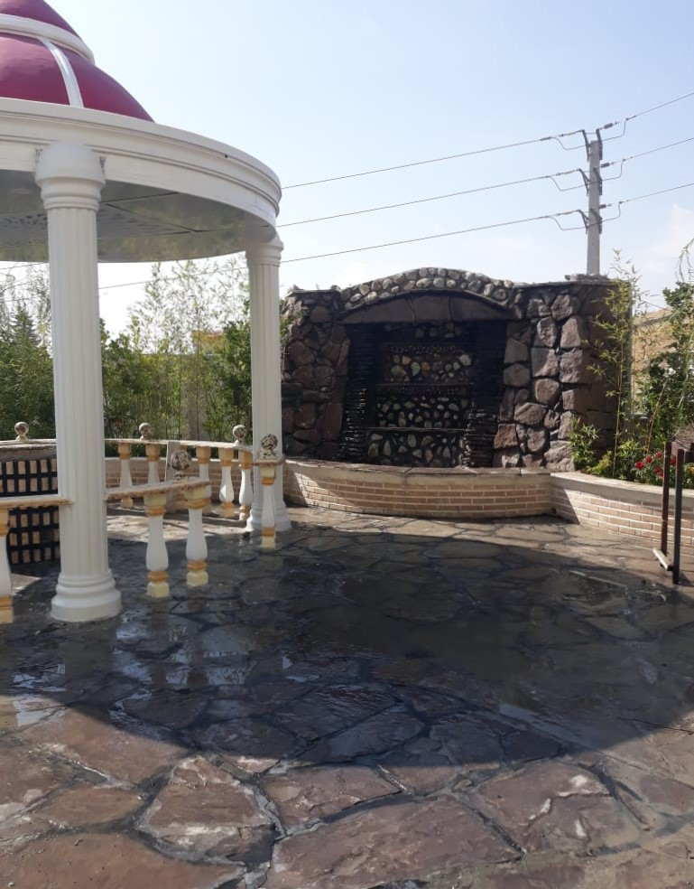 حیاط