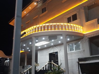 باغ ویلای سه طبقه چهارخوابه با استخر سرپوشیده