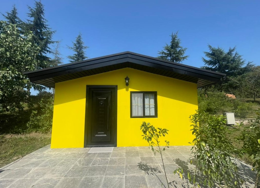 نمای "کلبه زرد" نمای "کلبه زرد"