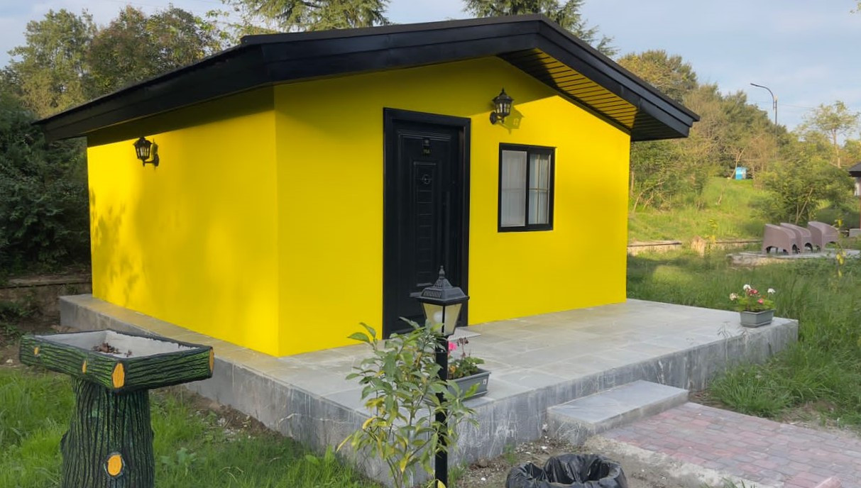 نمای "کلبه زرد" نمای "کلبه زرد"