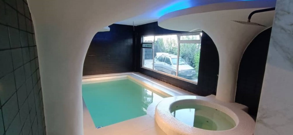 استخر و جکوزی استخر و جکوزی