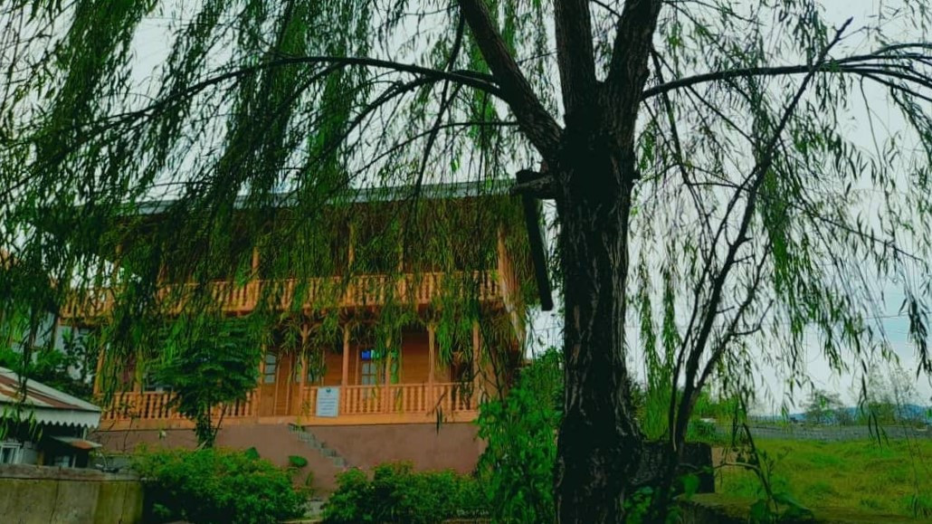 نمای بیرونی ساختمان