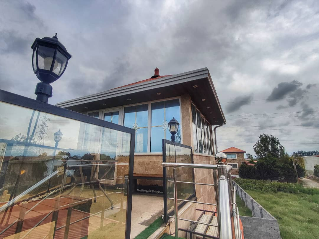 نمای بیرونی ساختمان