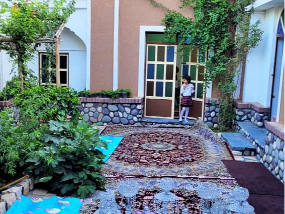 حیاط مجموعه حیاط مجموعه