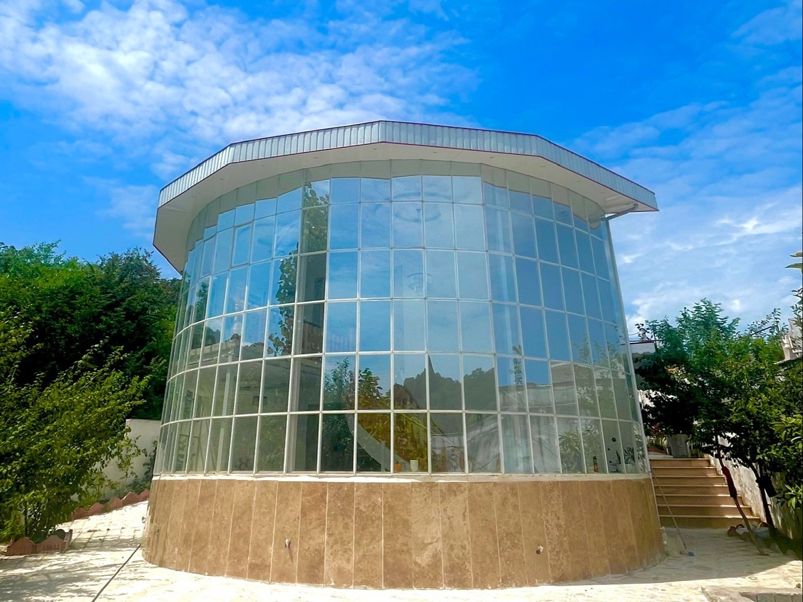 نمای اقامتگاه