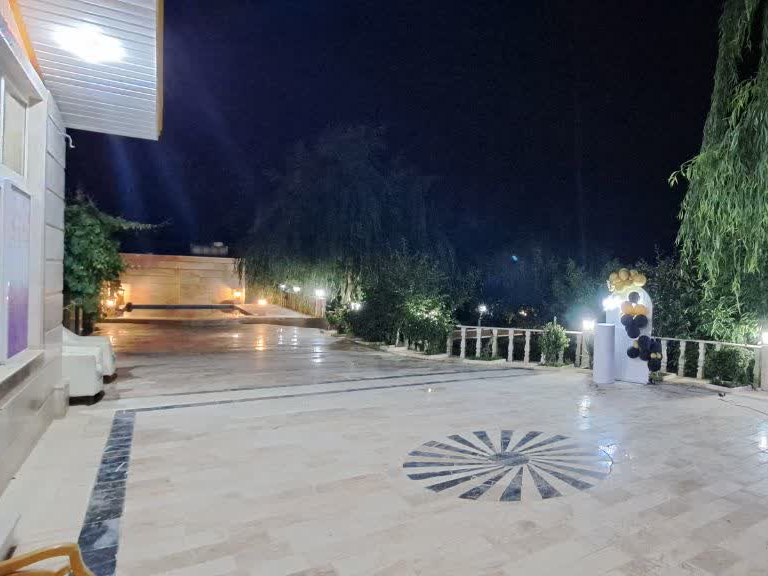 نمای دیگر