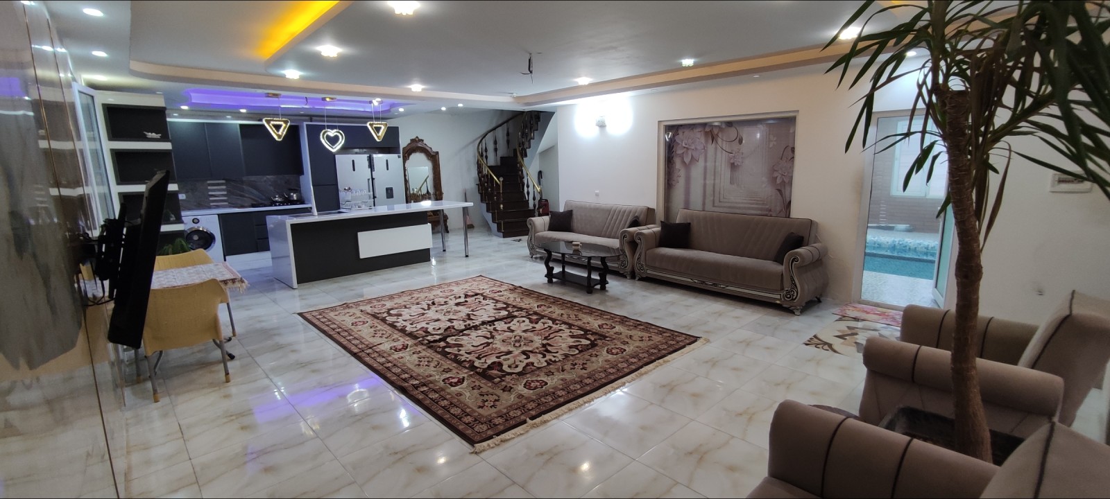 طبقه اول
