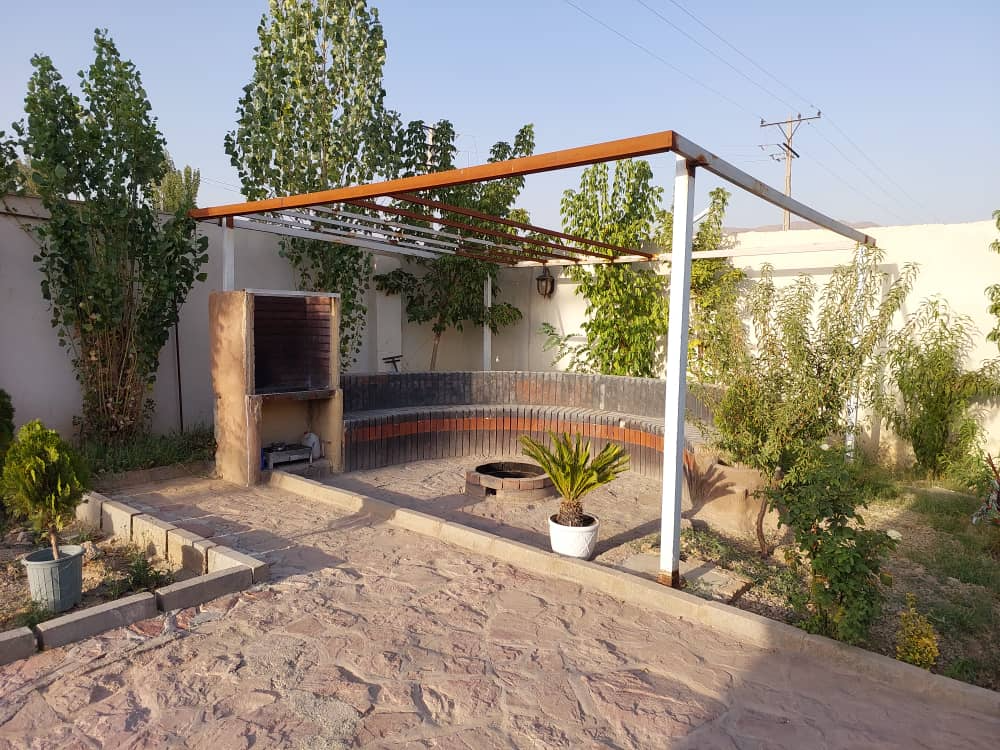 نمای بیرونی ساختمان