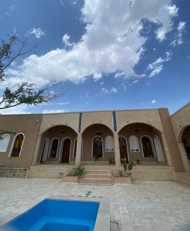 نمای "مجموعه بومگردی حاج علی"