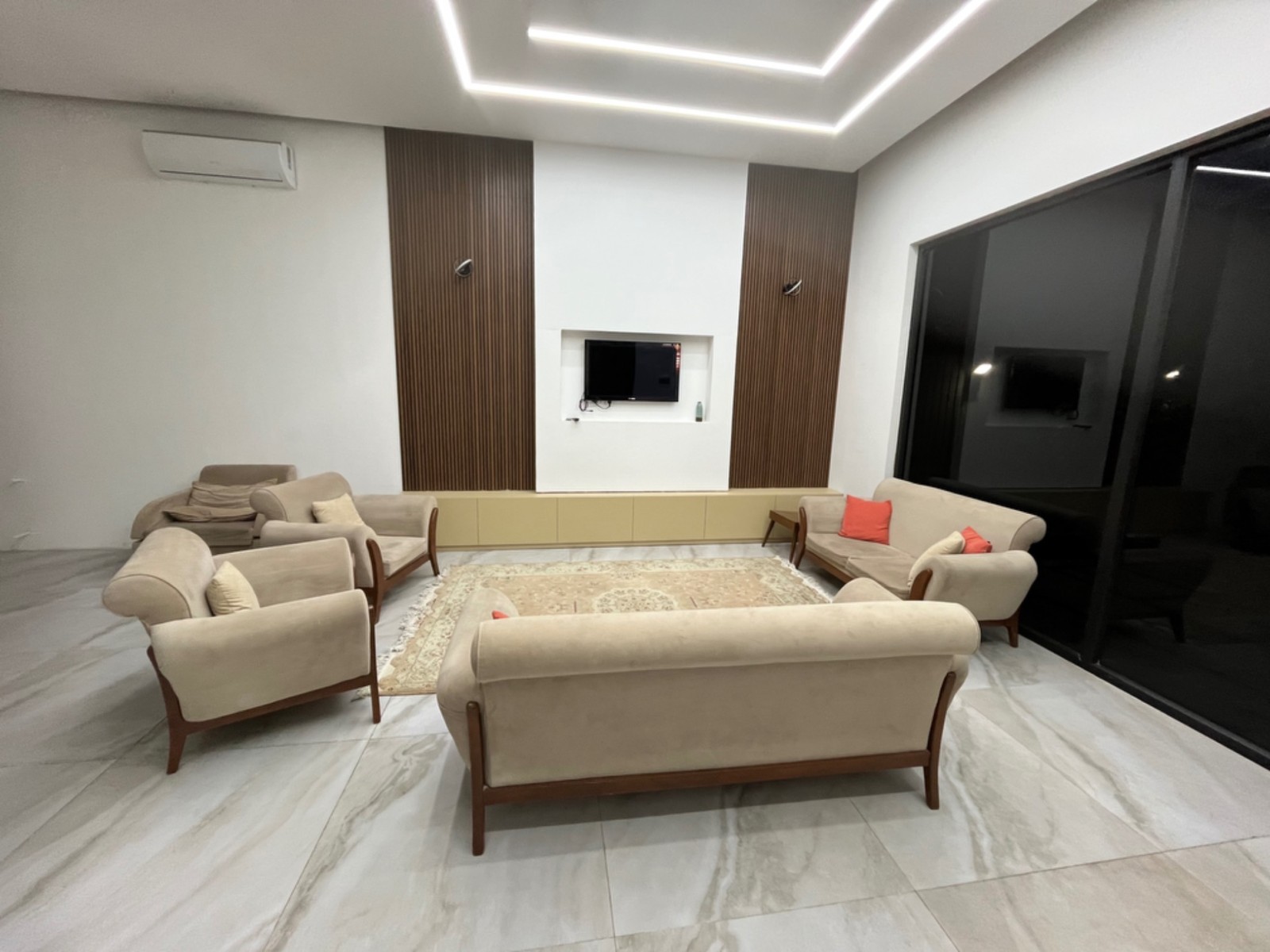 اتاق پذیرایی