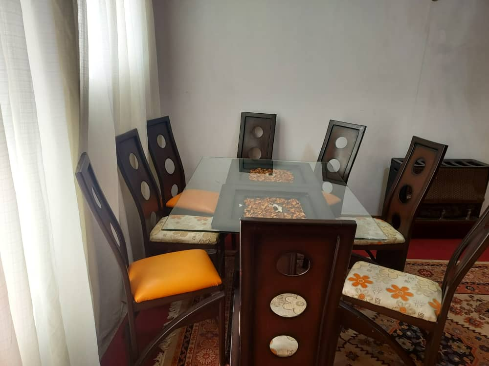 میزغذاخوری