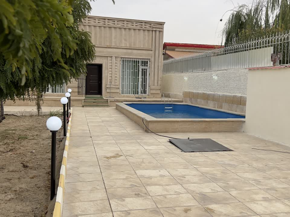 حیاط