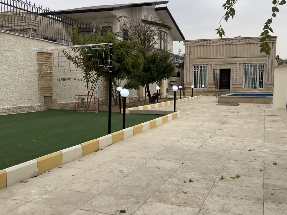 حیاط