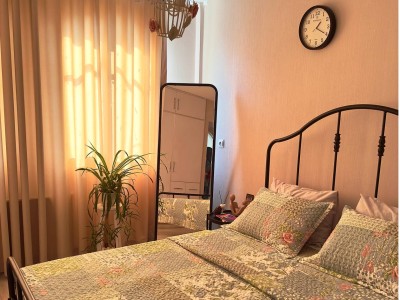 واحد مبله دو خوابه با امکانات رفاهی و دسترسی مطلوب